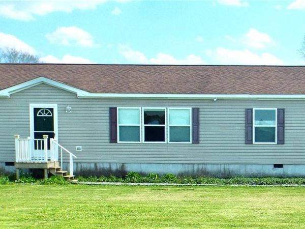1456 County Route 48, Lacona, NY 13083