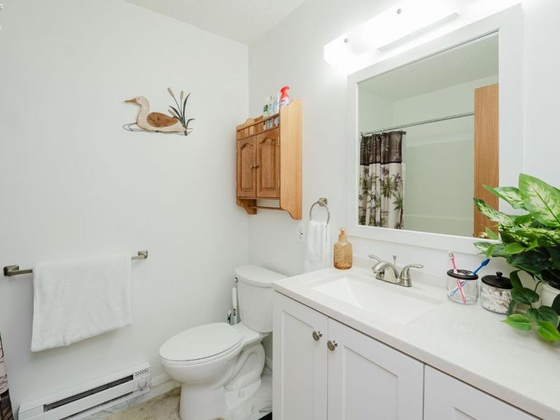 6484 N Harris Harbor Drive, Oak Harbor, OH 43449 Photo 12
