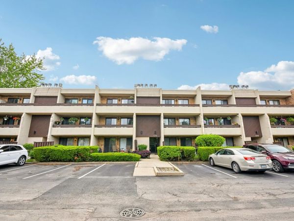 176 E Springbrook Drive , Unit 3A, Bloomingdale, IL 60108