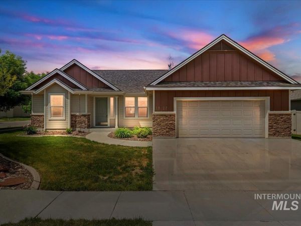 1927 S Sandcrest Drive, Nampa, ID 83686