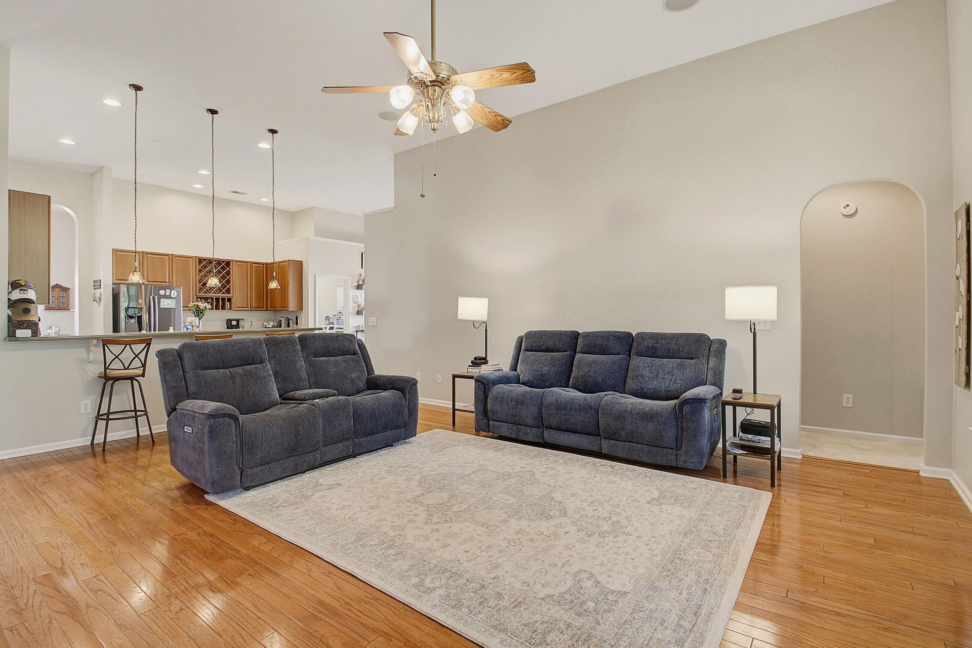 9382 Harroway Road Photo 11