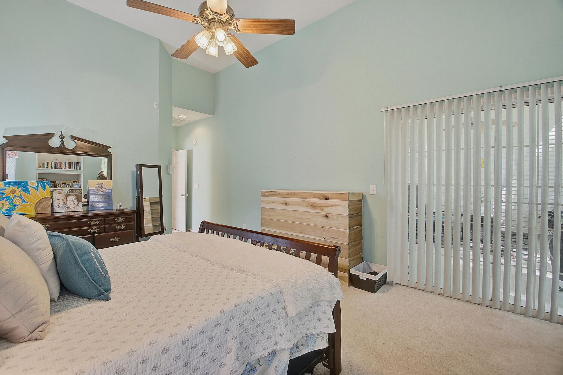 9382 Harroway Road Photo 19