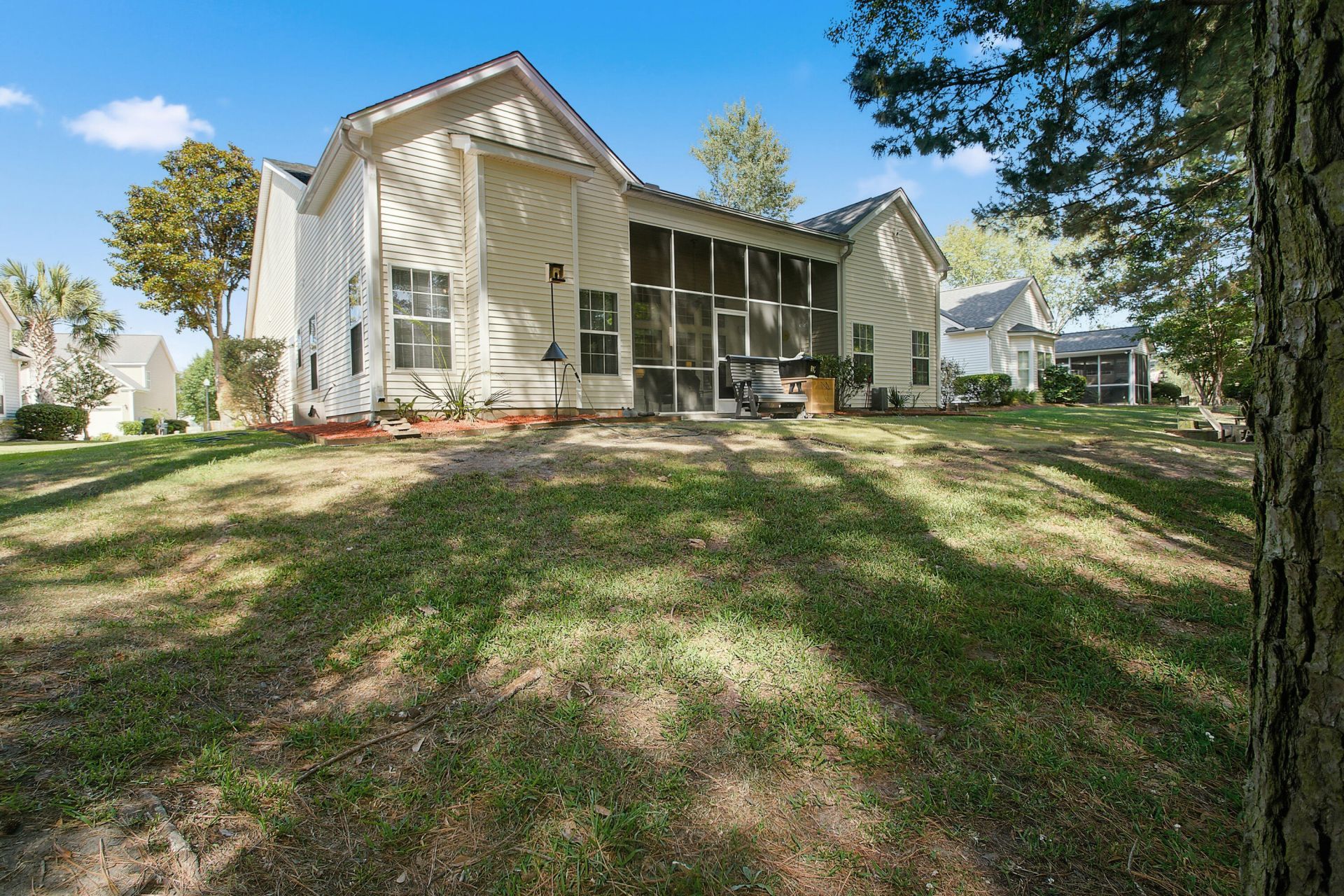 9382 Harroway Road Photo 34