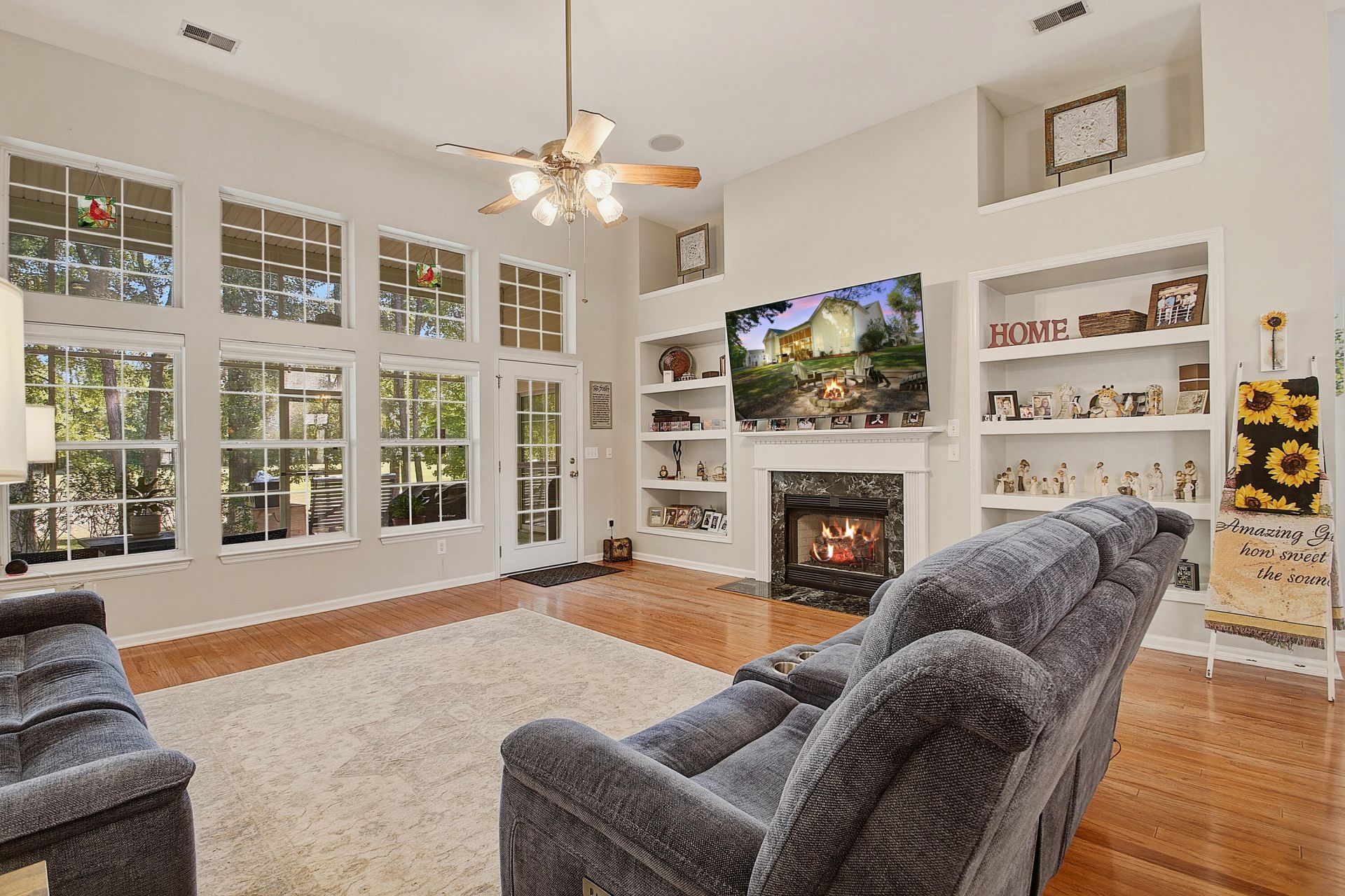 9382 Harroway Road Photo 9