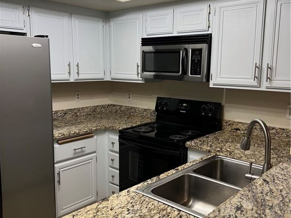 2752 Lodestone Drive , Las Vegas, NV 89117