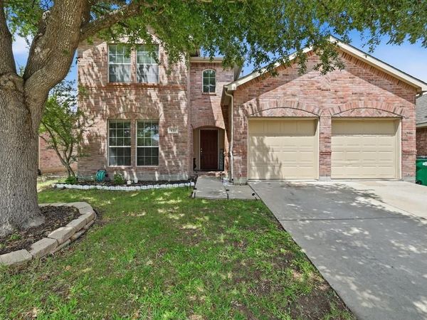 431 Butternut Drive , Fate, TX 75087