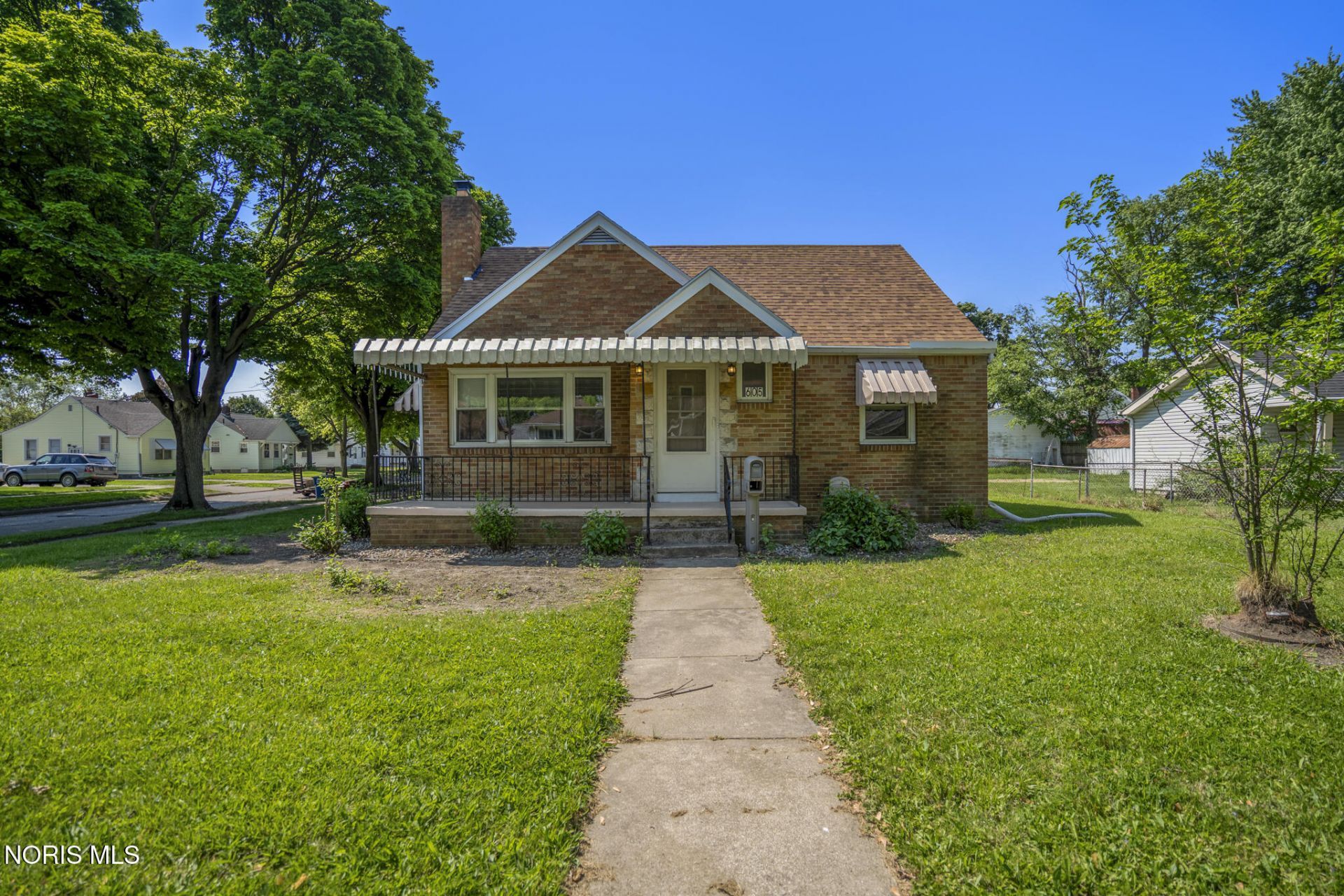 605 Eleanor Avenue, Toledo, OH 43612 Main Photo