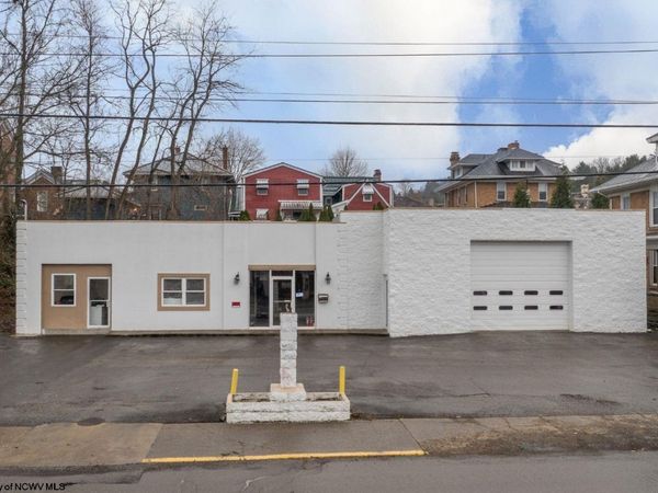 141 S High, Morgantown, WV 26501