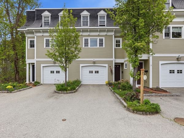 6 Safford St, Unit 2, Ipswich, MA 01938