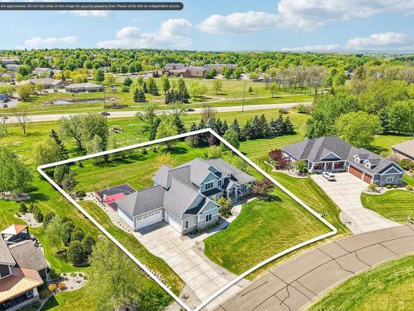 6438 Irving Drive, Sun Prairie, WI 53590