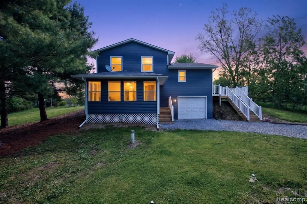 1215 N Oak Road, Davison Township, MI 48423 Main Photo