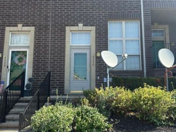 4326 Maple Street , Dearborn, MI 48126