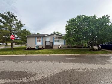 4729 Turtle Creek Drive, Howell Twp, MI 48843