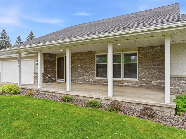 11826 Larabee Circle NE, Albertville, MN 55301