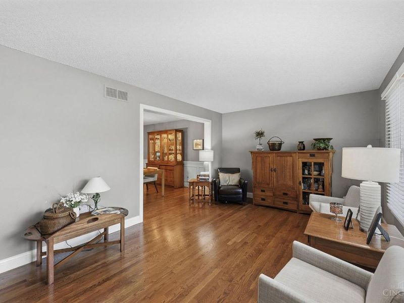 7366 Wethersfield Drive, West Chester, OH 45069 Photo 6