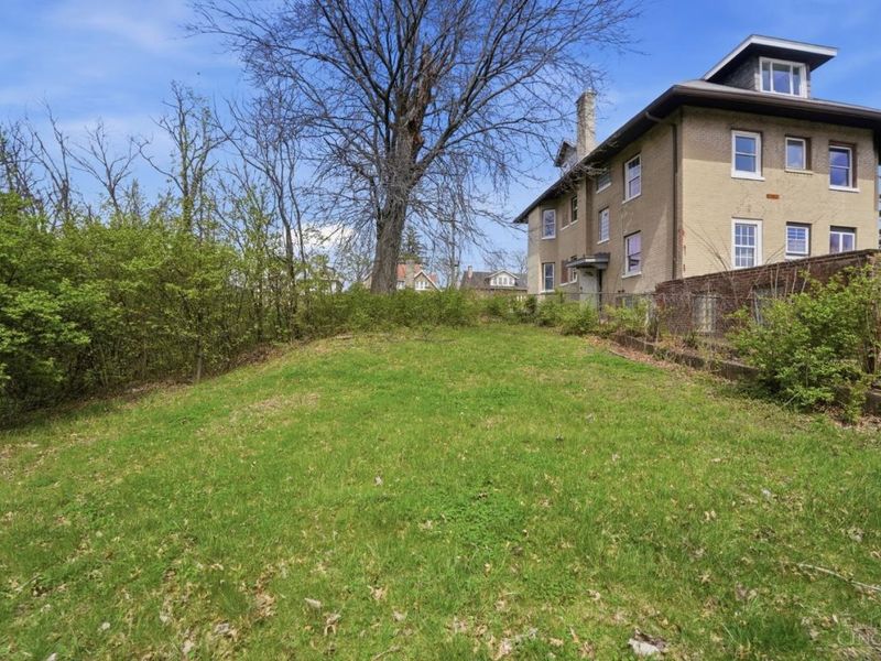 2551 Harrison Avenue, Cincinnati, OH 45211 Photo 3