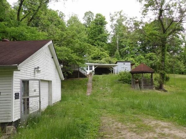 1201 Gallaher , Ashland, KY 41101