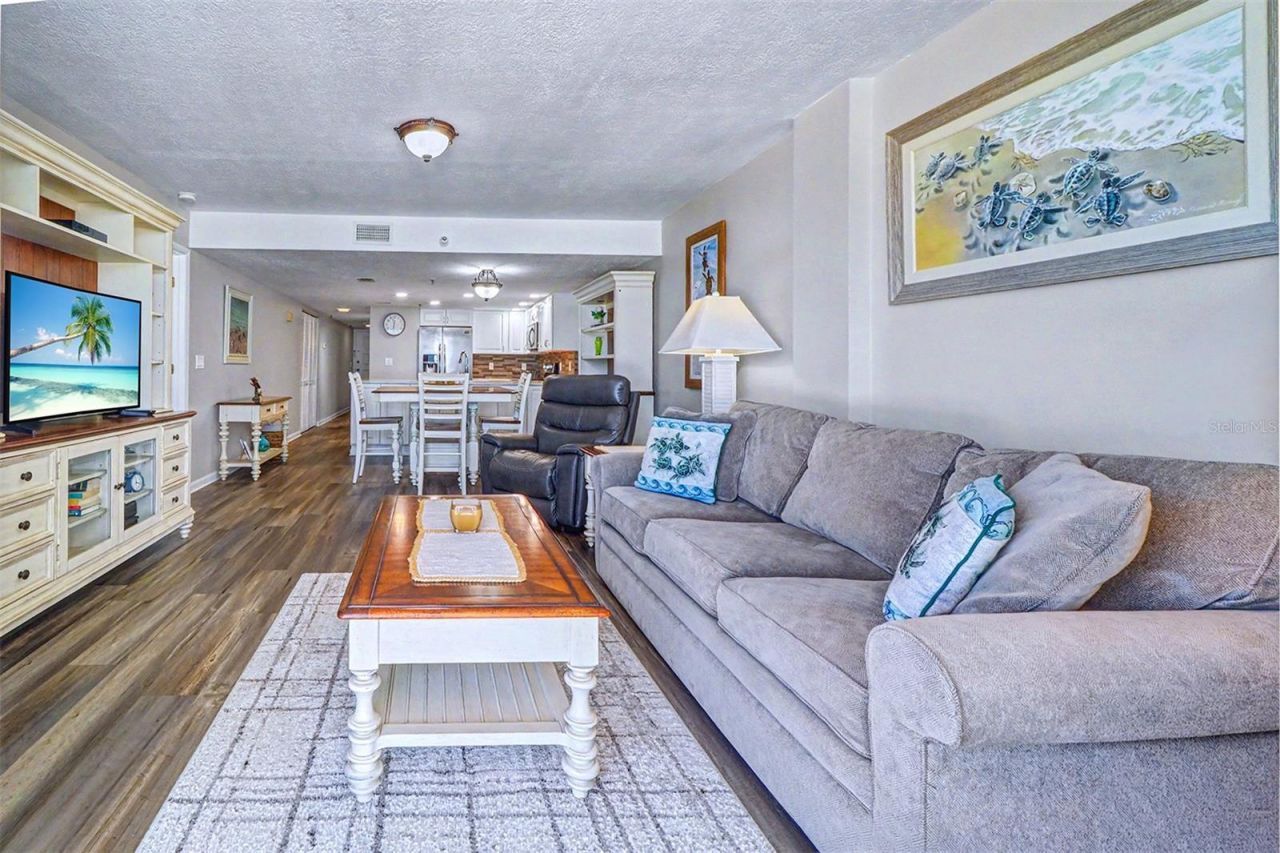 13336 Gulf Boulevard, Unit 204, Madeira Beach, FL 33708 Photo