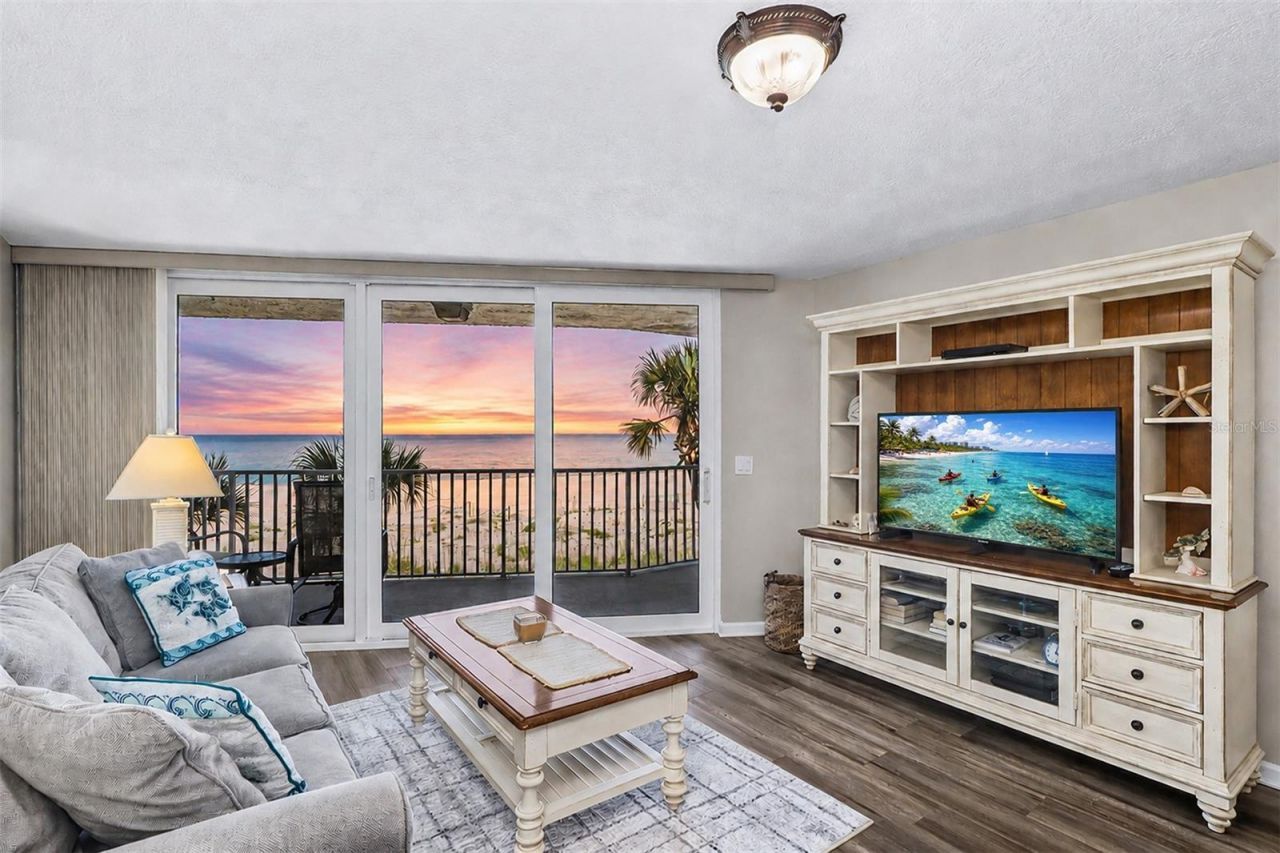 13336 Gulf Boulevard, Unit 204, Madeira Beach, FL 33708 Photo