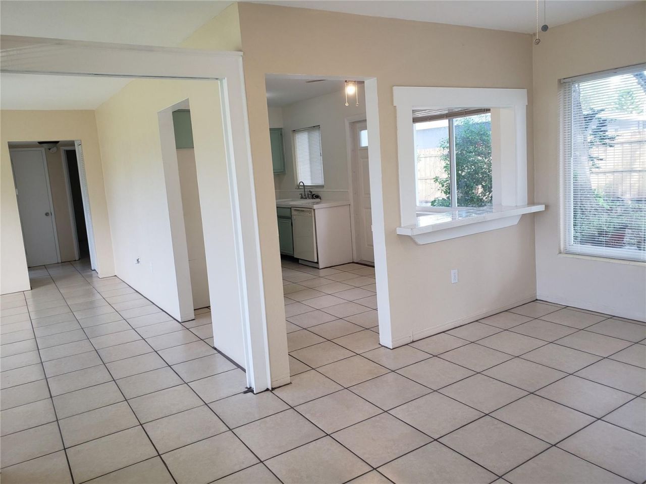 7475 19th Avenue N, Saint Petersburg, FL 33710 Photo