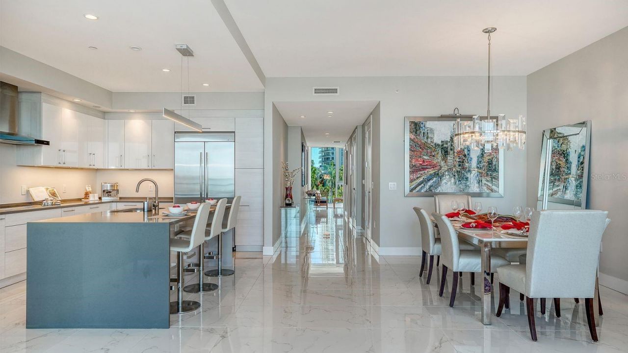 1155 N Gulfstream Avenue, Unit 401, Sarasota, FL 34236 Photo