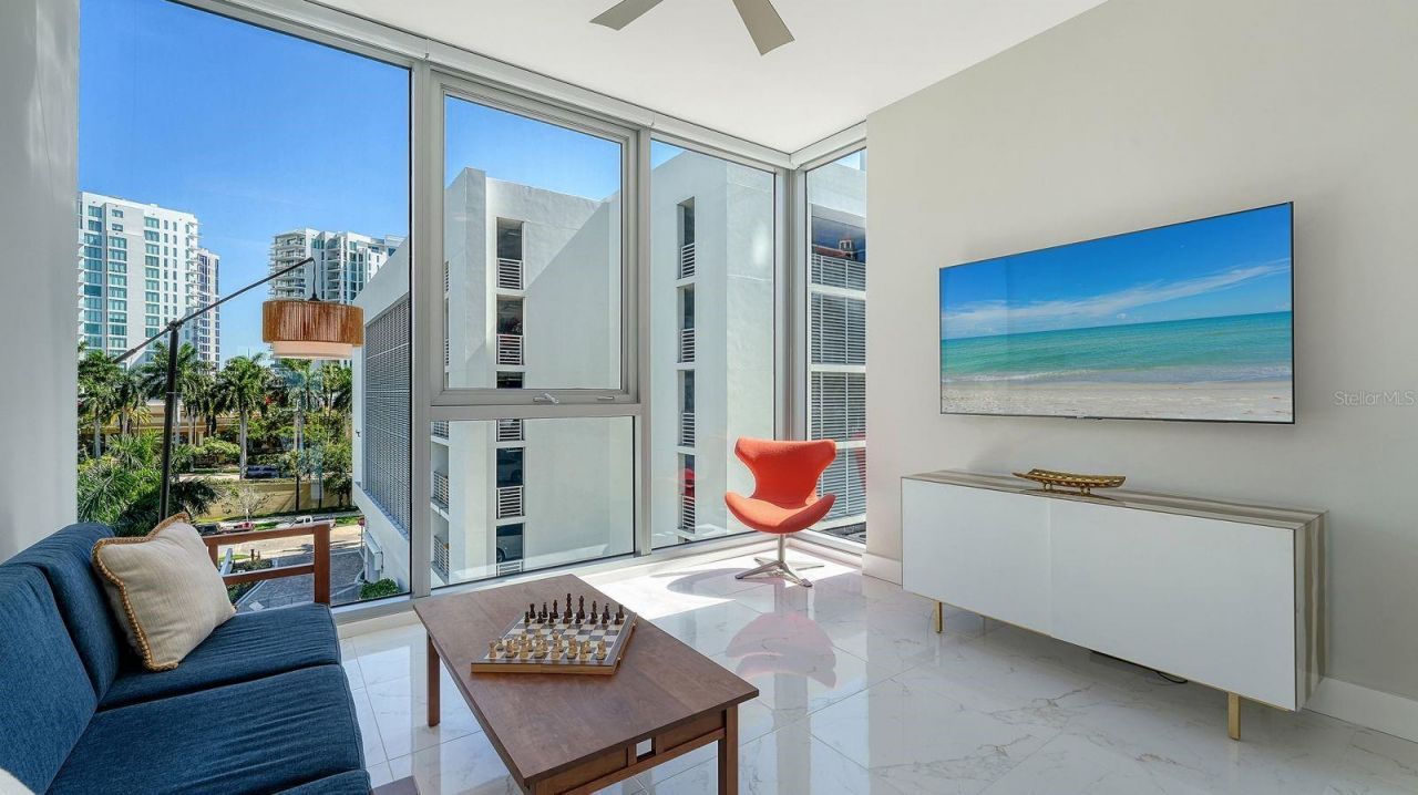1155 N Gulfstream Avenue, Unit 401, Sarasota, FL 34236 Photo