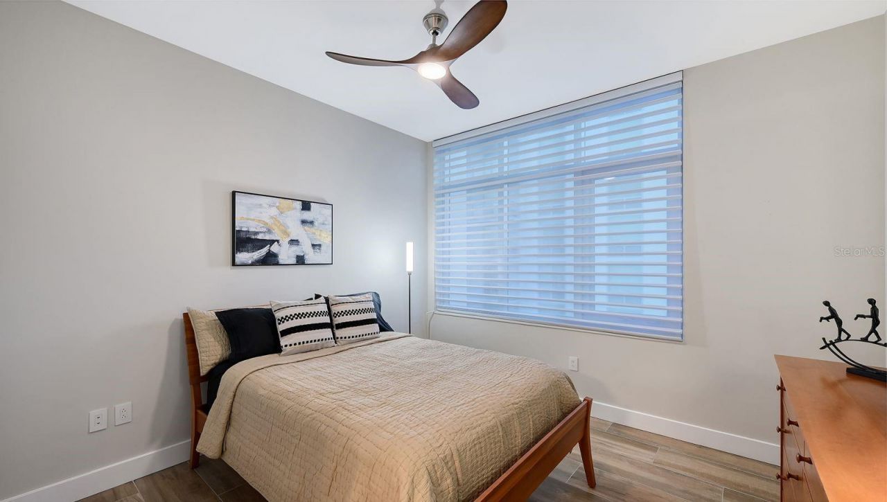 1155 N Gulfstream Avenue, Unit 401, Sarasota, FL 34236 Photo