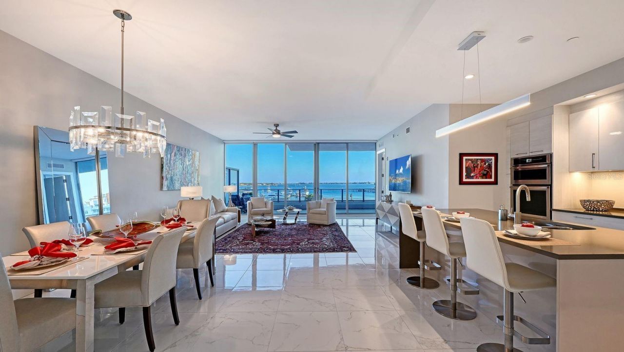 1155 N Gulfstream Avenue, Unit 401, Sarasota, FL 34236 Photo