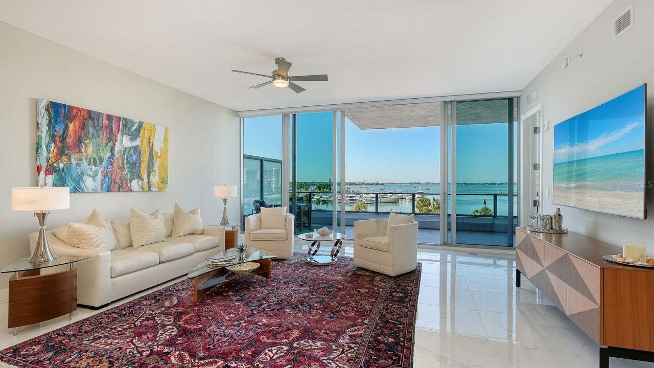 1155 N Gulfstream Avenue, Unit 401, Sarasota, FL 34236 Photo
