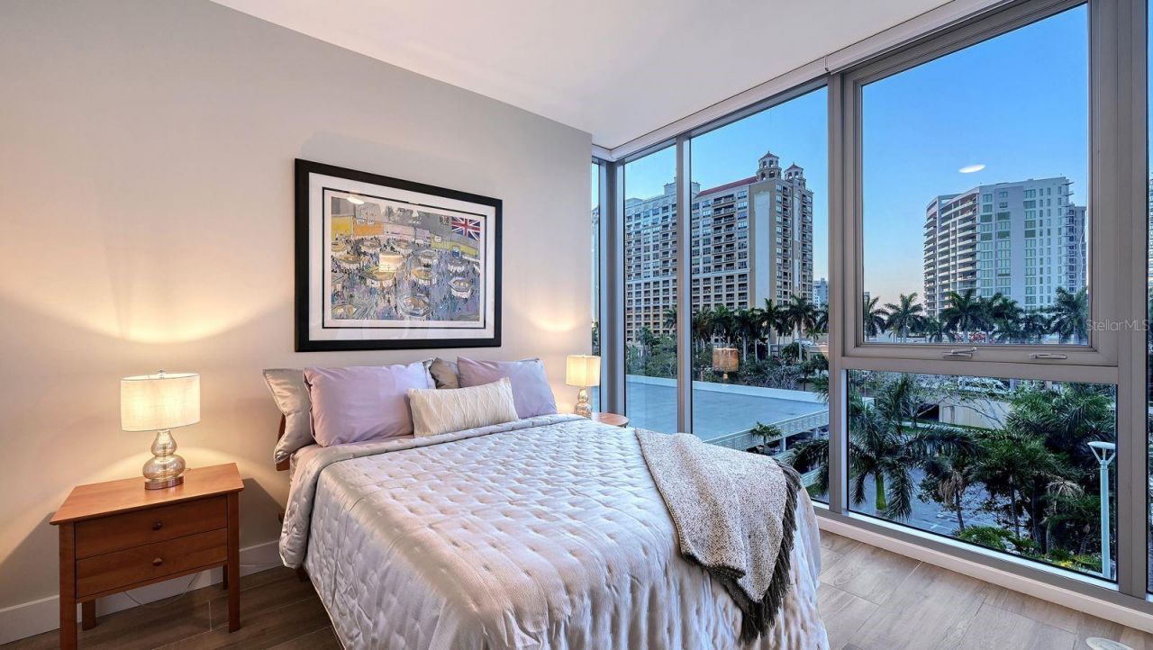 1155 N Gulfstream Avenue, Unit 401, Sarasota, FL 34236 Photo
