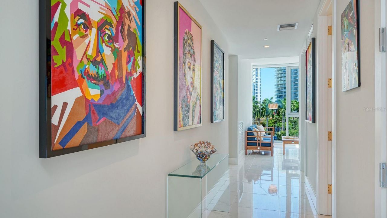 1155 N Gulfstream Avenue, Unit 401, Sarasota, FL 34236 Photo