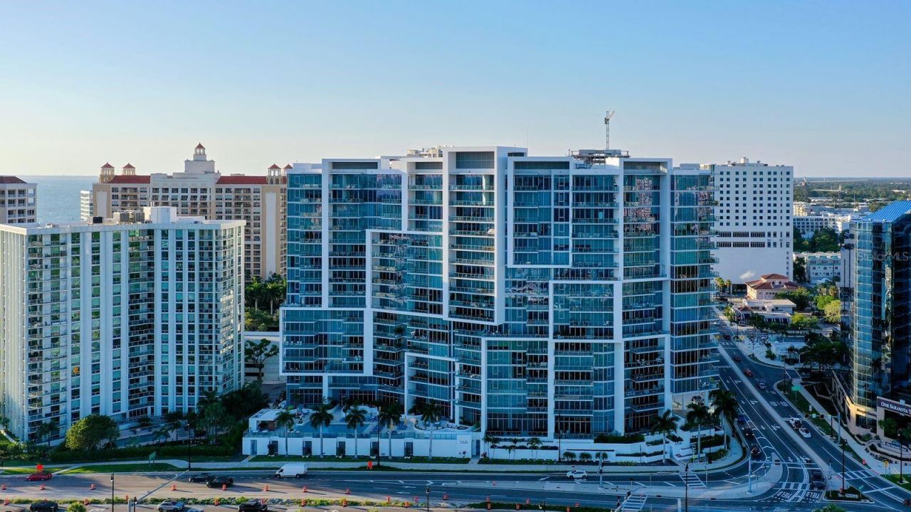 1155 N Gulfstream Avenue, Unit 401, Sarasota, FL 34236 Photo
