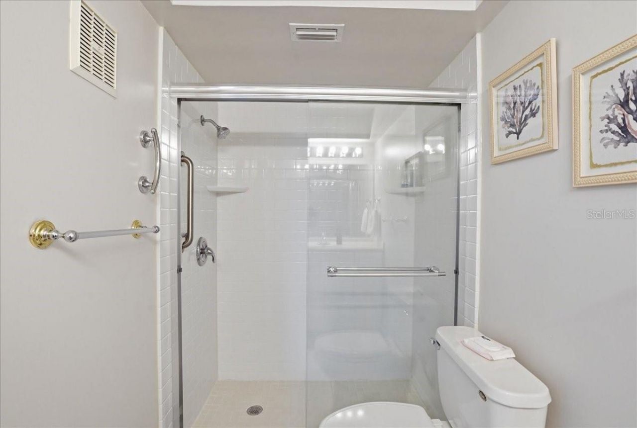 3330 Gulf Of Mexico Drive , Unit 202D, Longboat Key, FL 34228 Photo