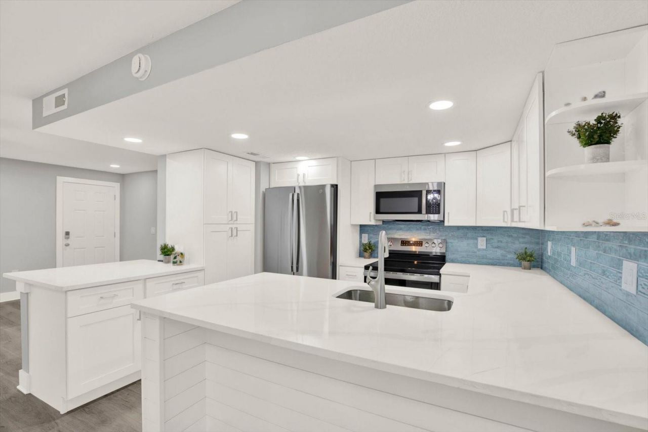 337 Rex Place , Unit A, Madeira Beach, FL 33708 Photo