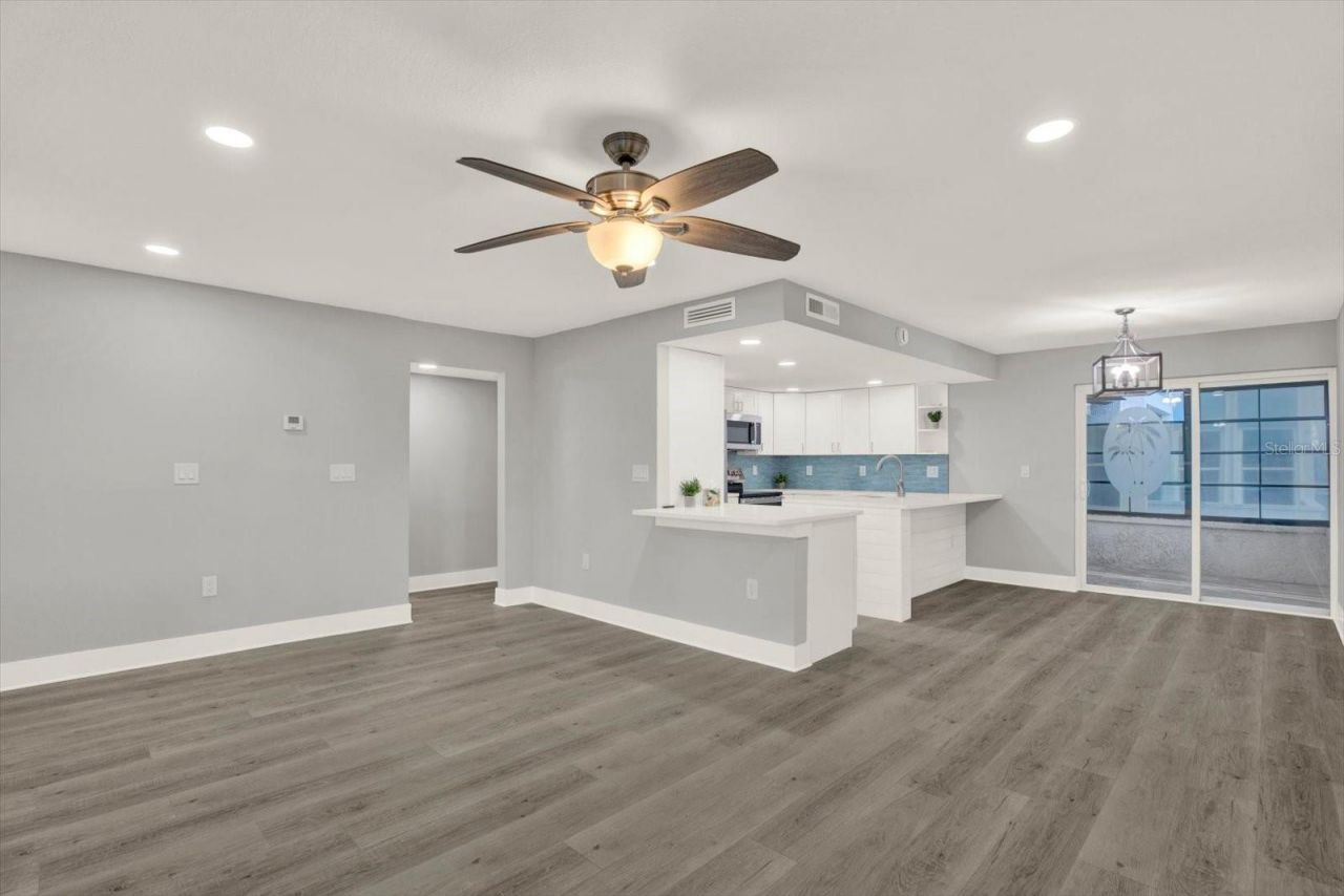 337 Rex Place , Unit A, Madeira Beach, FL 33708 Photo