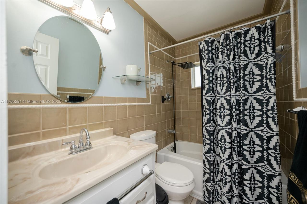 1301 NW 45th St , Fort Lauderdale, FL 33309 Photo