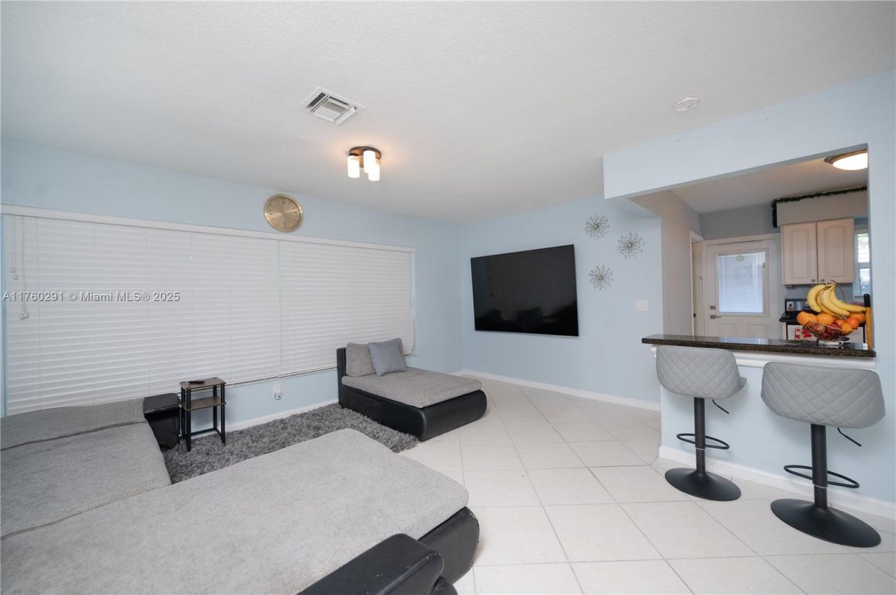 1301 NW 45th St , Fort Lauderdale, FL 33309 Photo