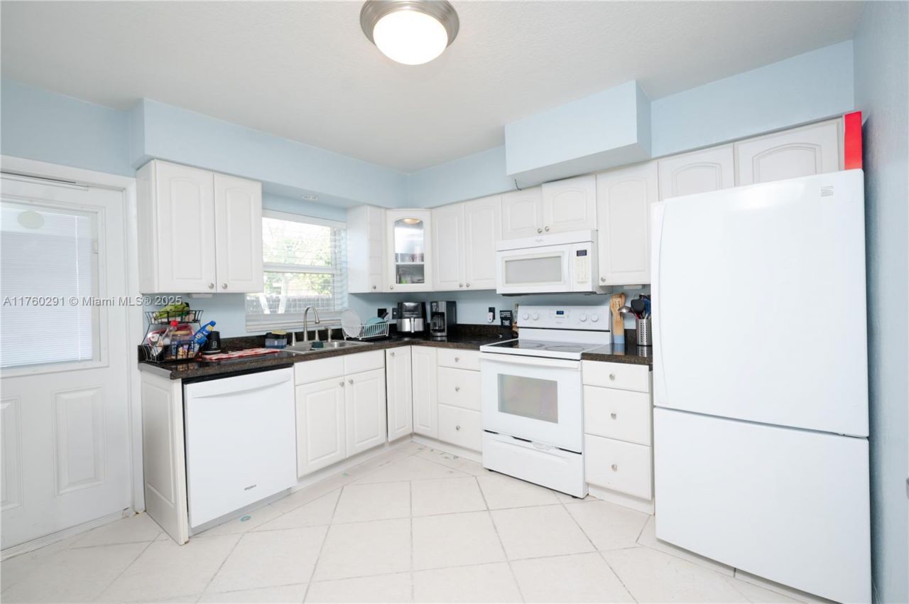 1301 NW 45th St , Fort Lauderdale, FL 33309 Photo