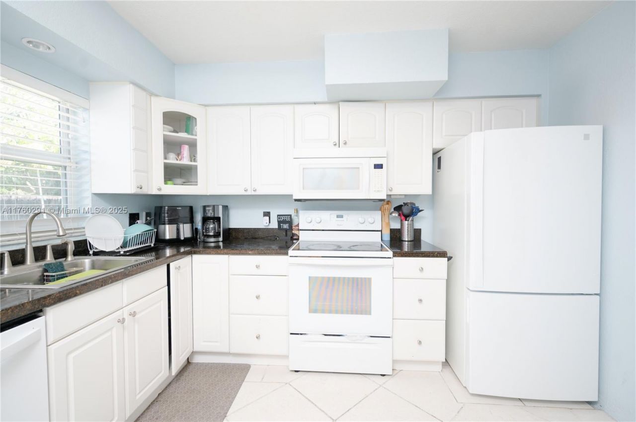 1301 NW 45th St , Fort Lauderdale, FL 33309 Photo