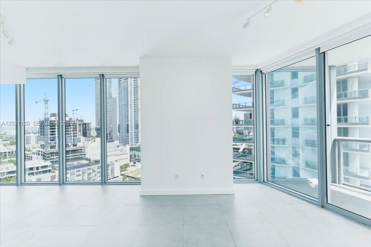 888 Biscayne Blvd, Unit 2212, Miami, FL 33132 Photo