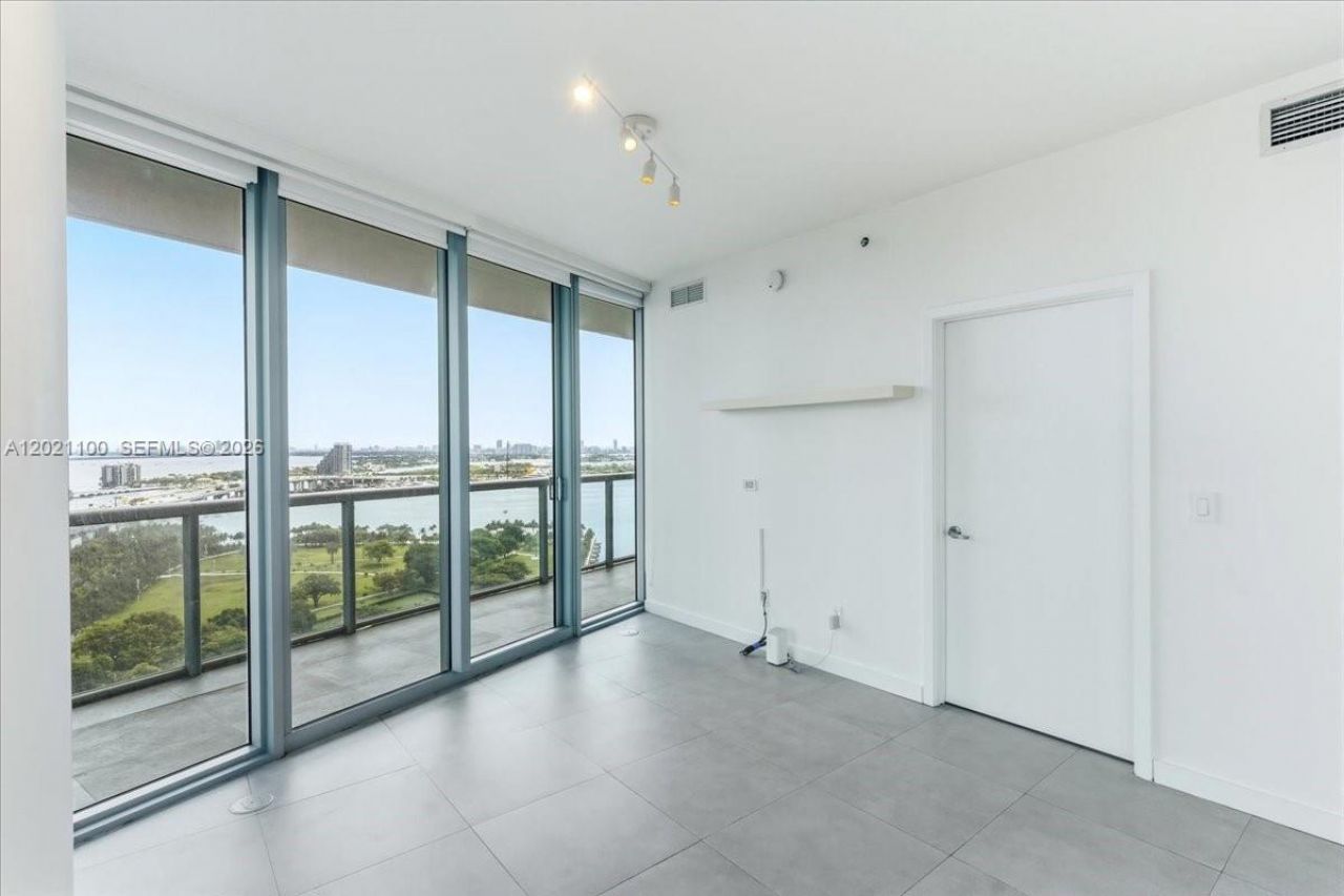 888 Biscayne Blvd, Unit 2212, Miami, FL 33132 Photo