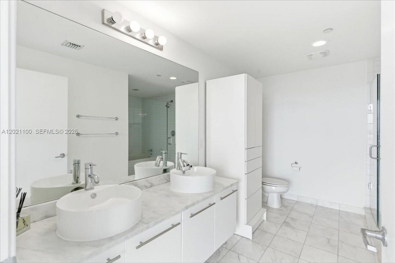 888 Biscayne Blvd, Unit 2212, Miami, FL 33132 Photo