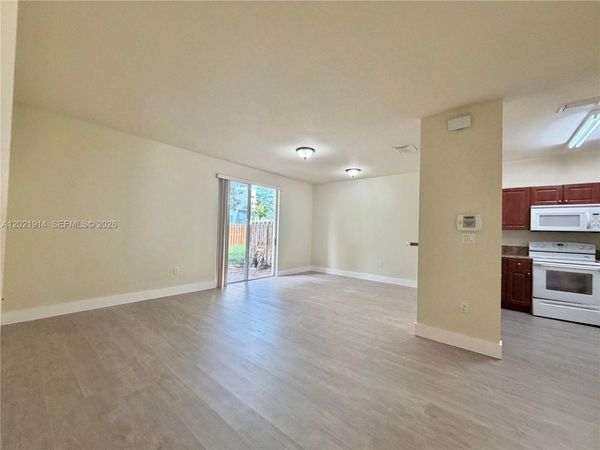 2885 SE 1st Dr , Unit 1, Homestead, FL 33033
