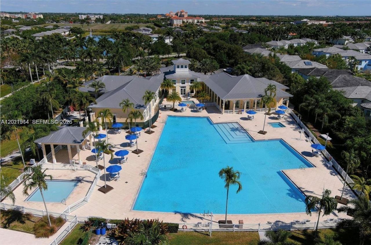 2885 SE 1st Dr, Unit 1, Homestead, FL 33033 Photo