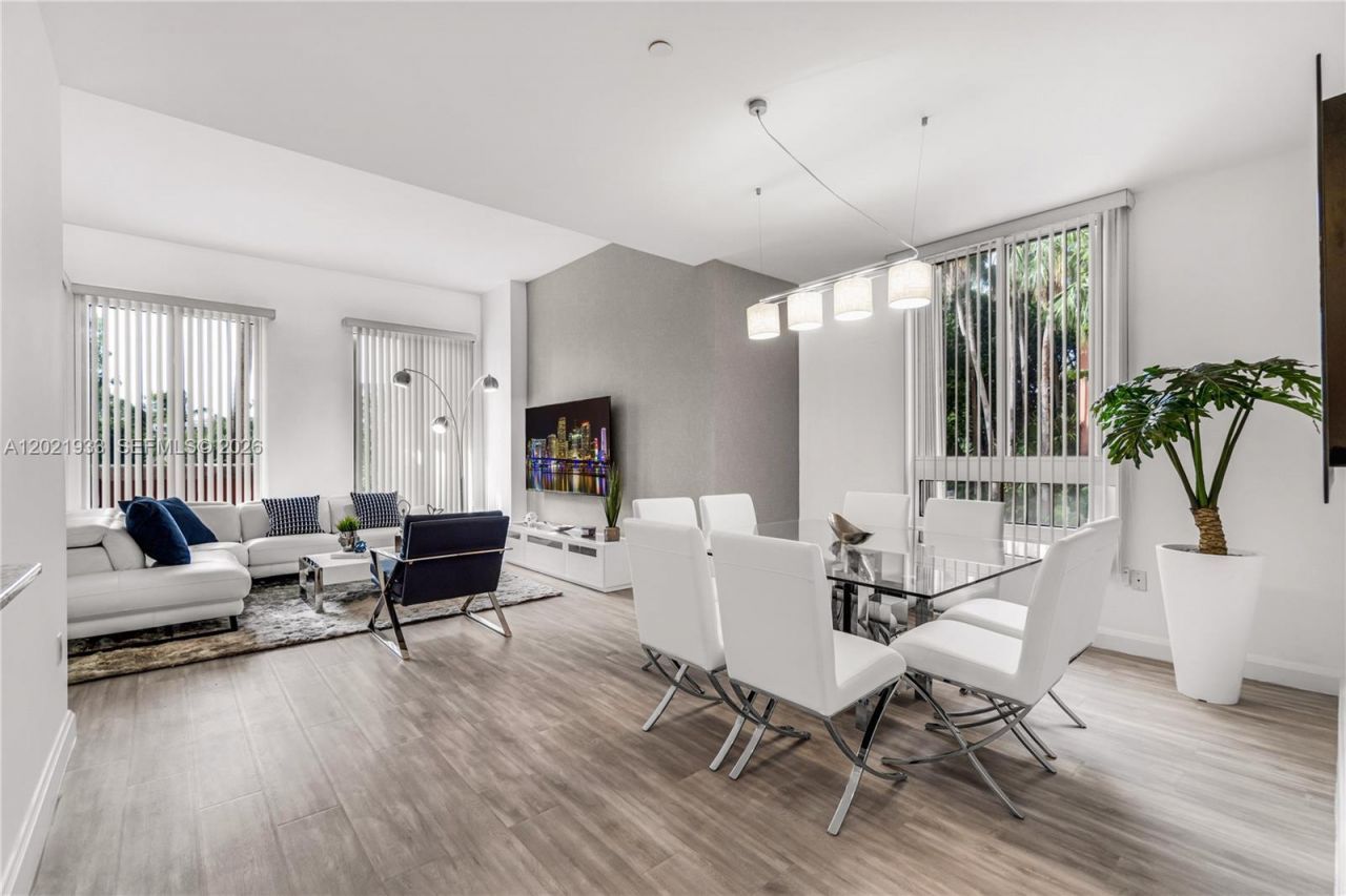 785 Crandon Blvd , Unit 106, Key Biscayne, FL 33149 Main Photo