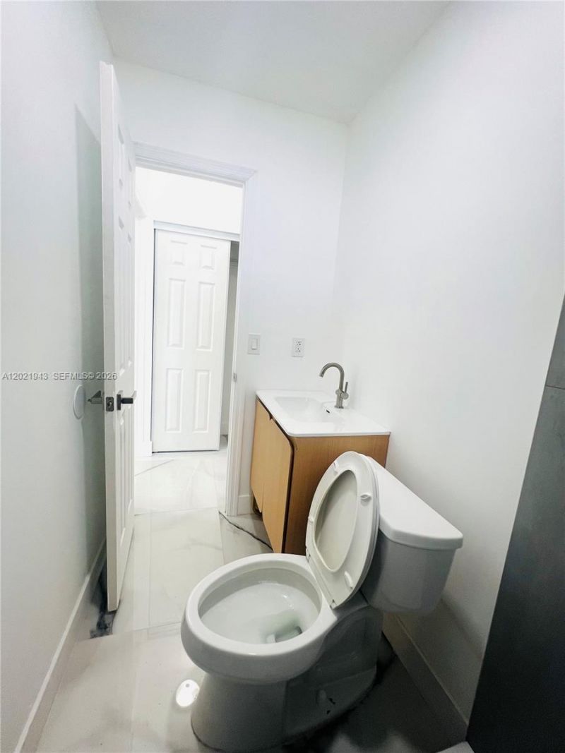 15530 SW 295th Ter , Unit REAR, Homestead, FL 33033 Photo
