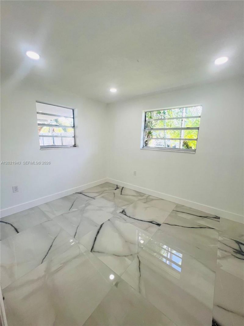 15530 SW 295th Ter , Unit REAR, Homestead, FL 33033 Photo