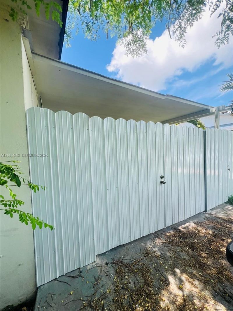 15530 SW 295th Ter , Unit REAR, Homestead, FL 33033 Photo