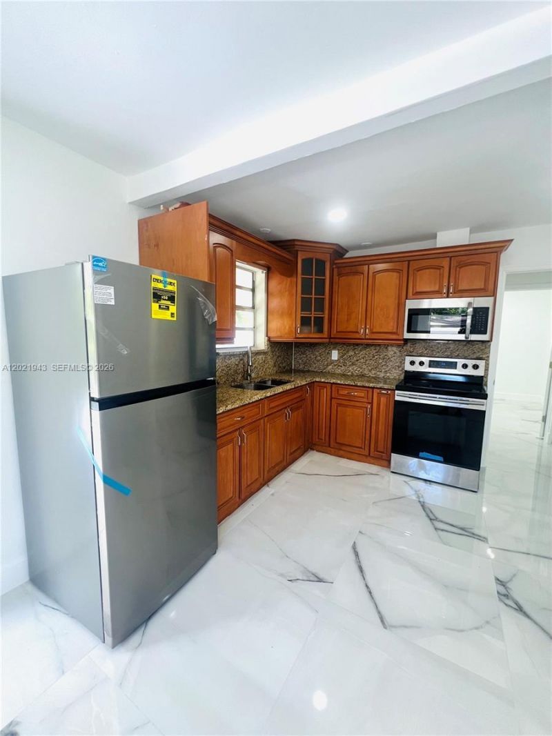 15530 SW 295th Ter , Unit REAR, Homestead, FL 33033 Photo