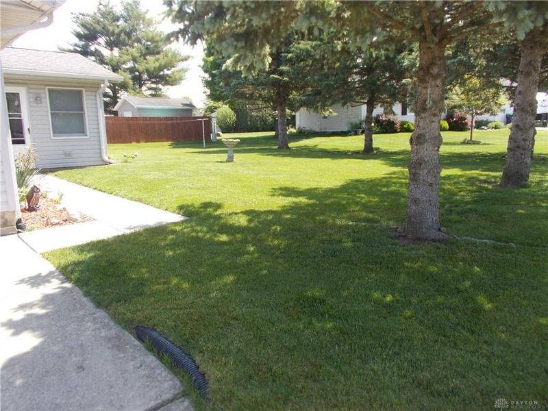 317 Seneca Drive, Pleasant Hill, OH 45359 Photo 2